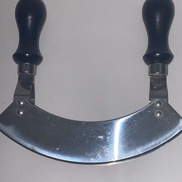 Oneida Silver Double Handled/bladed Wood Handles Vegetable Chopper - Picture 3 of 5